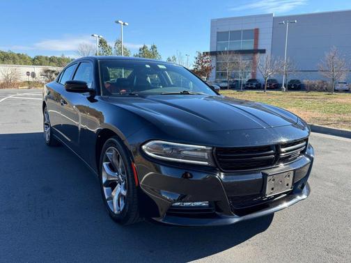 2016 Dodge Charger SXT