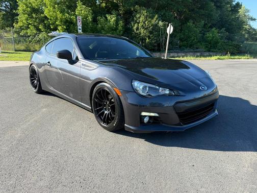 Dark Gray Metallic 2016 Subaru BRZ Limited