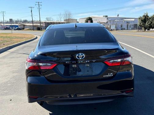 2022 Toyota Camry LE