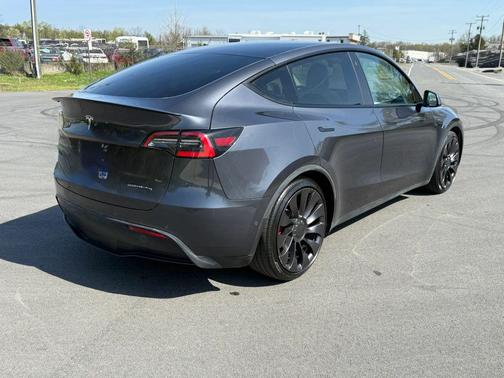2021 Tesla Model Y Performance