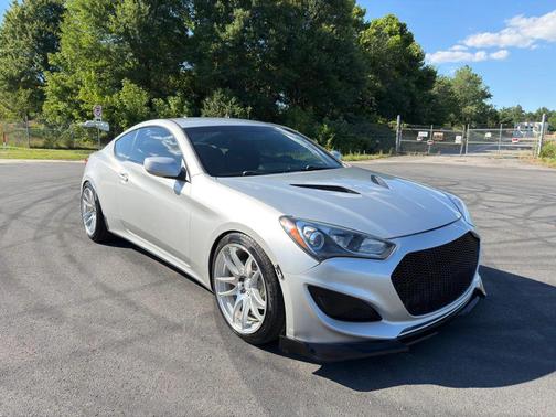 Platinum Metallic 2013 Hyundai Genesis Coupe 2.0T