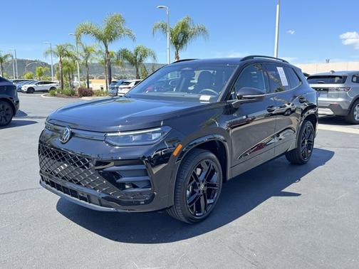 Deep Black Pearl Effect 2026 Volkswagen Tiguan 2.0T SE R-Line Black