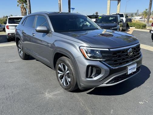 2024 Volkswagen Atlas Cross Sport 2.0T SE