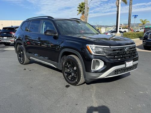 2025 Volkswagen Atlas 2.0T Peak Edition