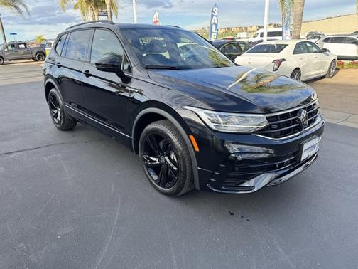 2024 Volkswagen Tiguan 2.0T SE R-Line Black