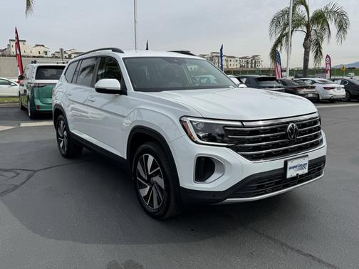 2024 Volkswagen Atlas 2.0T SE w/ Technology