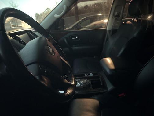 2019 Nissan Armada Platinum