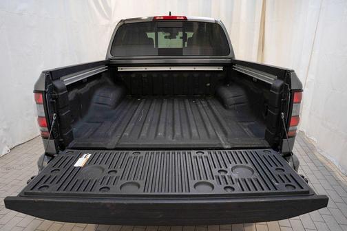 Gun Metallic 2024 Nissan Frontier SV