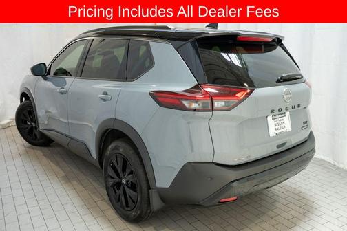Boulder Gray Pearl/Super Black 2023 Nissan Rogue SV