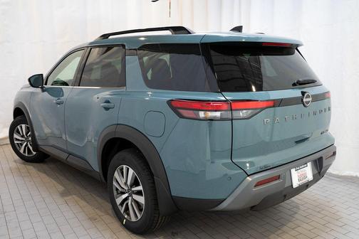 Baltic Teal 2026 Nissan Pathfinder SL