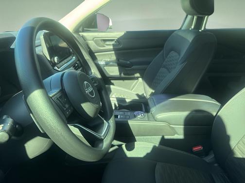 2023 Nissan Pathfinder S 4WD