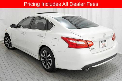 Pearl White 2017 Nissan Altima 2.5 SL