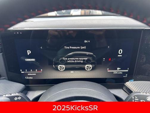 2025 Nissan Kicks SR
