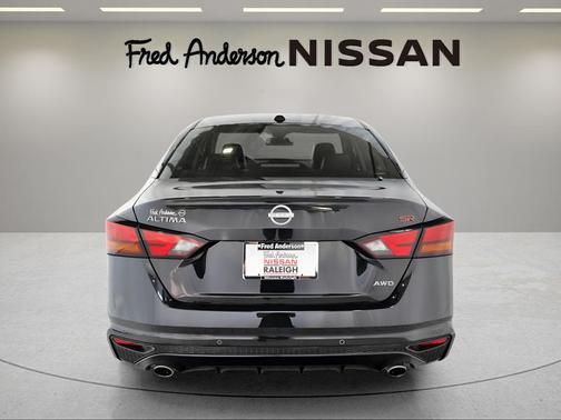 2024 Nissan Altima SR Intelligent AWD