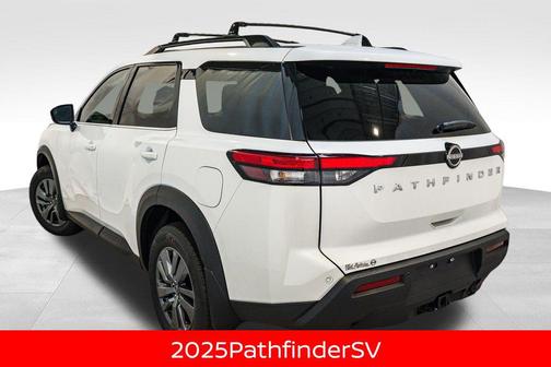 2025 Nissan Pathfinder SV FWD