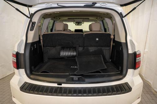 Aspen White Tricoat 2024 Nissan Armada SL 4WD