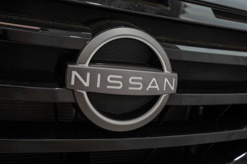 2025 Nissan Pathfinder SV FWD