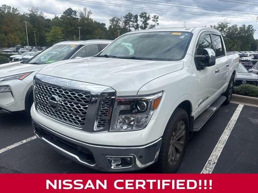 2019 Nissan Titan SL