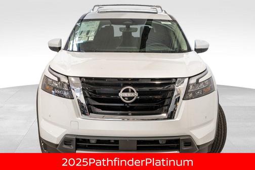 2025 Nissan Pathfinder Platinum 4WD