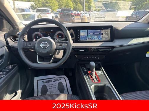2025 Nissan Kicks SR