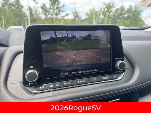 2026 Nissan Rogue SV