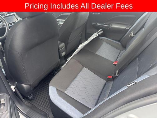 Brilliant Silver Metallic 2025 Nissan Versa 1.6 SV