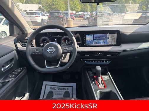 2025 Nissan Kicks SR