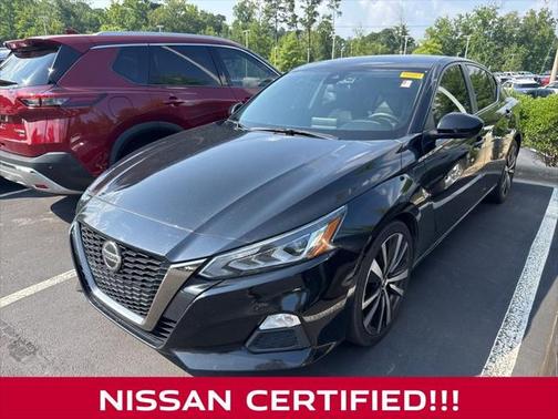 2022 Nissan Altima SR FWD