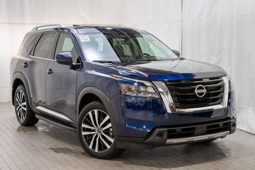 2025 Nissan Pathfinder Platinum 4WD