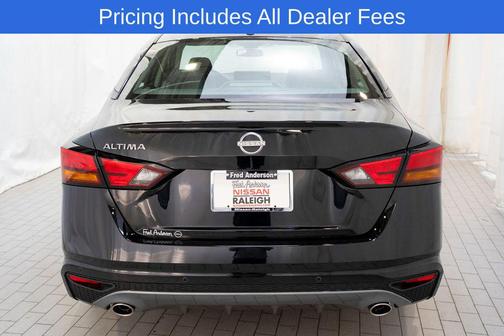 Super Black 2026 Nissan Altima 2.5 SV