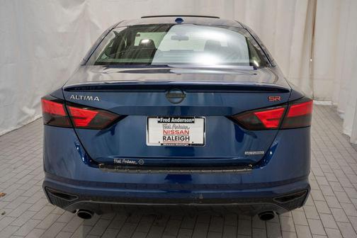 2023 Nissan Altima SR VC-Turbo FWD