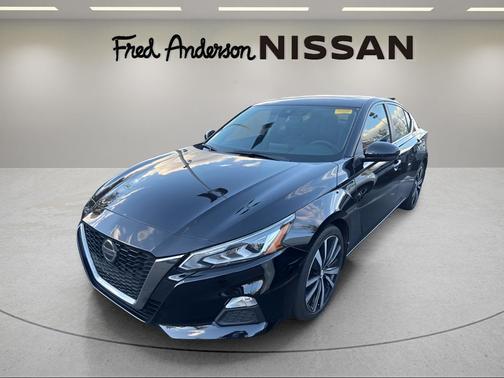 2021 Nissan Altima SR FWD