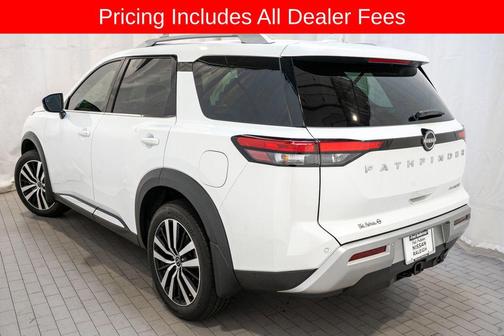 Everest White Pearl Tricoat 2025 Nissan Pathfinder Platinum FWD