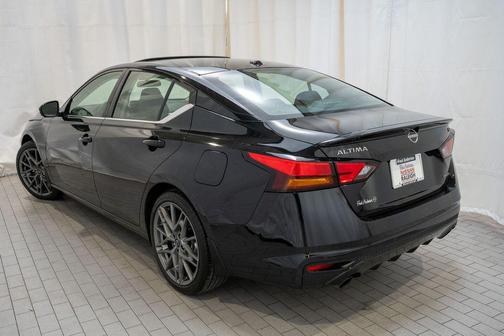 2024 Nissan Altima SR VC-Turbo FWD