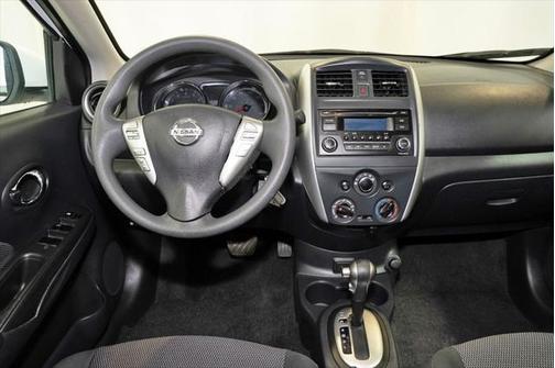 2017 Nissan Versa 1.6 SV