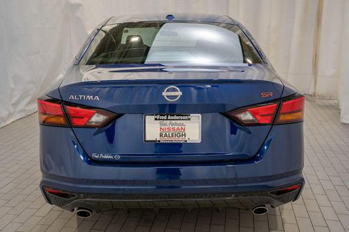 2024 Nissan Altima SR FWD