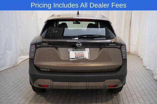 Canyon Bronze Metallic 2026 Nissan Kicks S