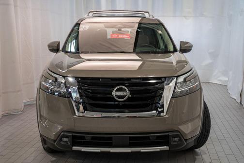 2023 Nissan Pathfinder Platinum 4WD