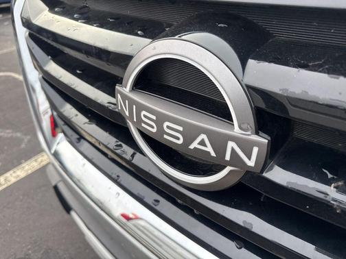 2024 Nissan Pathfinder Platinum FWD