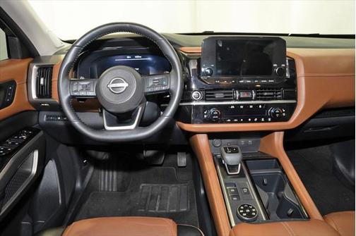 2023 Nissan Pathfinder Platinum 4WD