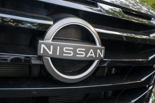 2025 Nissan Pathfinder SV 4WD