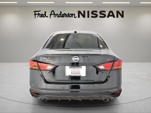 2024 Nissan Altima SR FWD