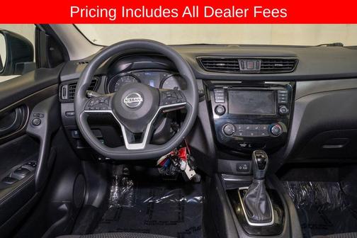 Brilliant Silver Metallic 2020 Nissan Rogue Sport S
