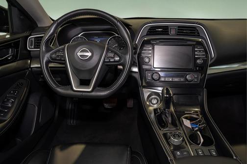 2023 Nissan Maxima SV Xtronic CVT