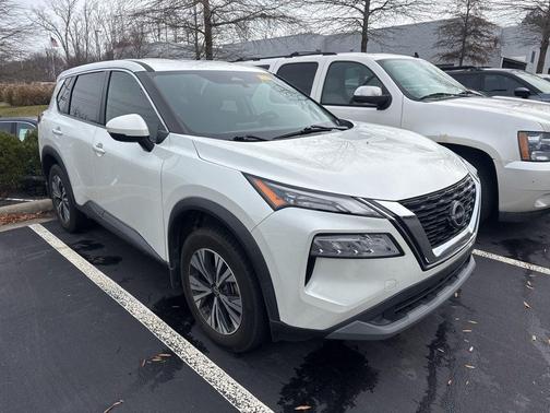 2022 Nissan Rogue SV