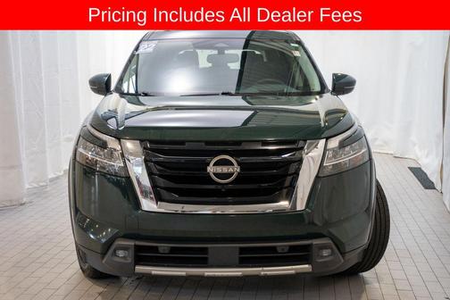 Obsidian Green Pearl 2022 Nissan Pathfinder Platinum 4WD