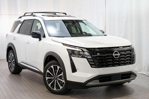 Everest White Pearl Tricoat 2026 Nissan Pathfinder Platinum