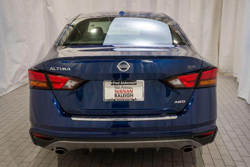 2021 Nissan Altima SR Intelligent AWD