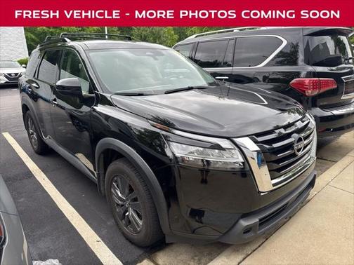 2022 Nissan Pathfinder SV 4WD