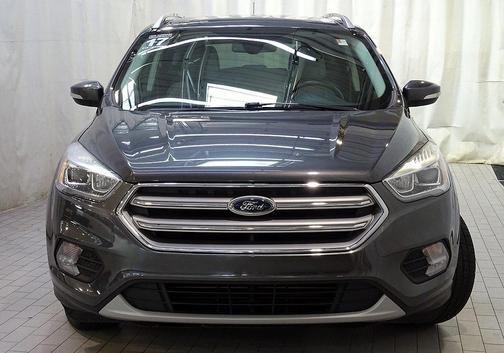Photo 5 of 22 of 2017 Ford Escape Titanium